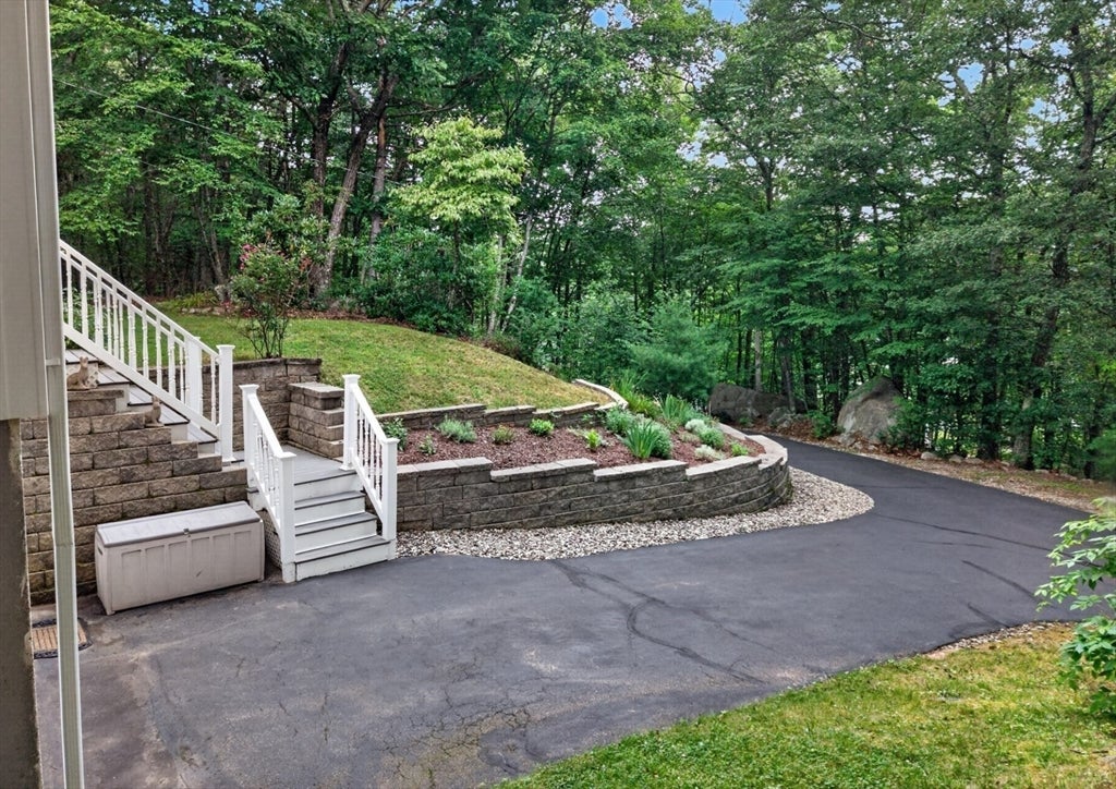 81 Moon Hill Rd, Northbridge, MA, 81 Moon Hill Rd, Northbridge, MA Photo #6