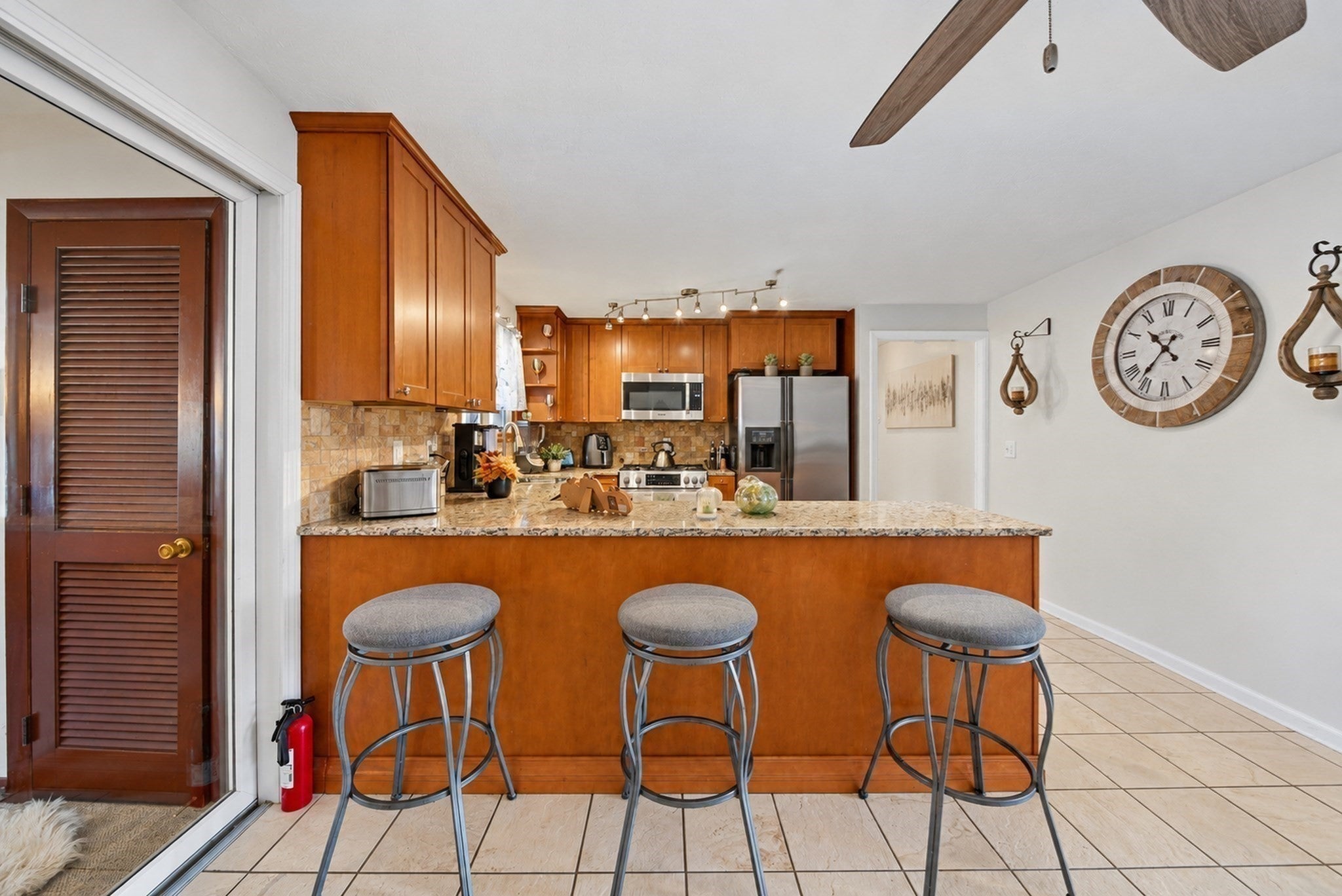 366 Mendon Rd, North Attleboro, MA, 366 Mendon Rd, North Attleboro, MA Photo #6