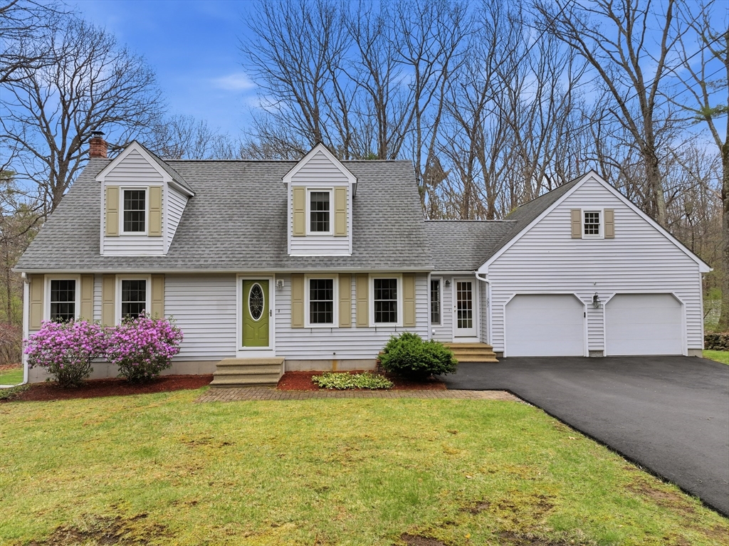292 Cedar St