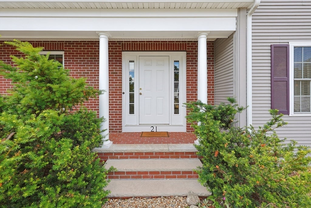 21 Winsor Dr.
