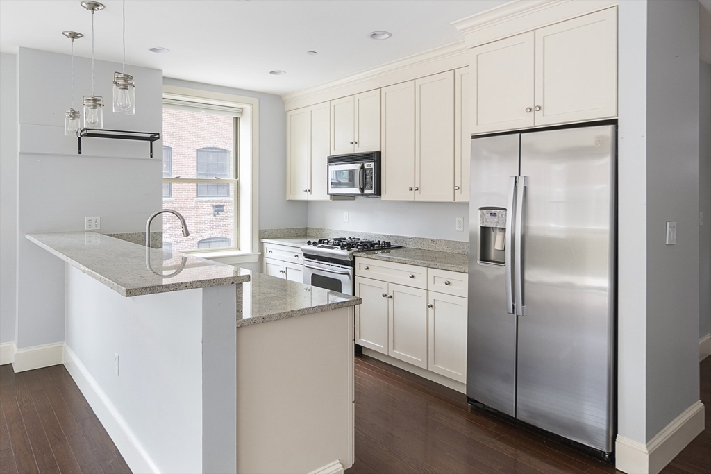 116 Rantoul Street 109