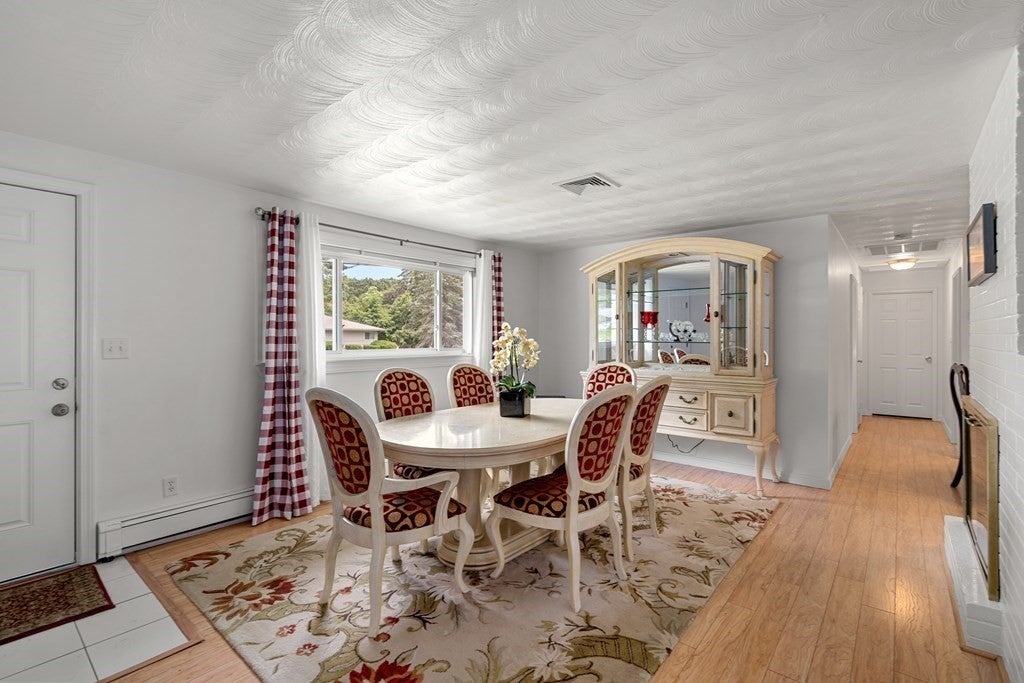 4 Edith Rd, Framingham, MA, 4 Edith Rd, Framingham, MA Photo #12