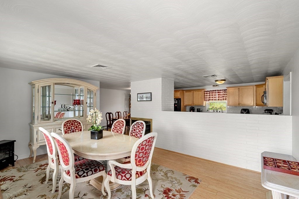 4 Edith Rd, Framingham, MA, 4 Edith Rd, Framingham, MA Photo #11
