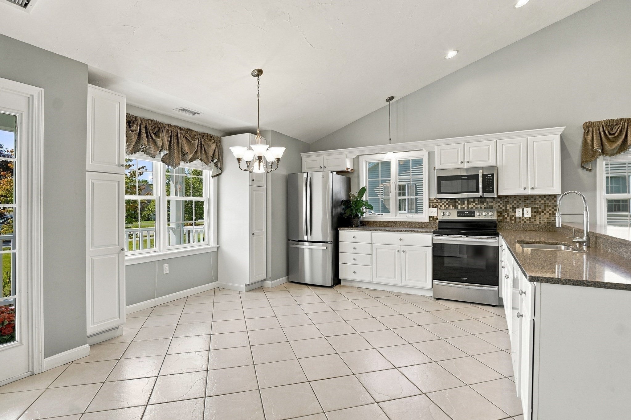 4 Concord Court #A, Webster, MA, 4 Concord Court #A, Webster, MA Photo #11