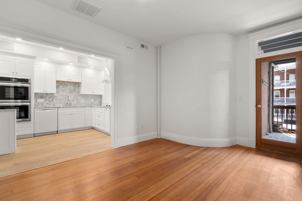 1863 Beacon St #1, Brookline, MA, 1863 Beacon St #1, Brookline, MA Photo #12
