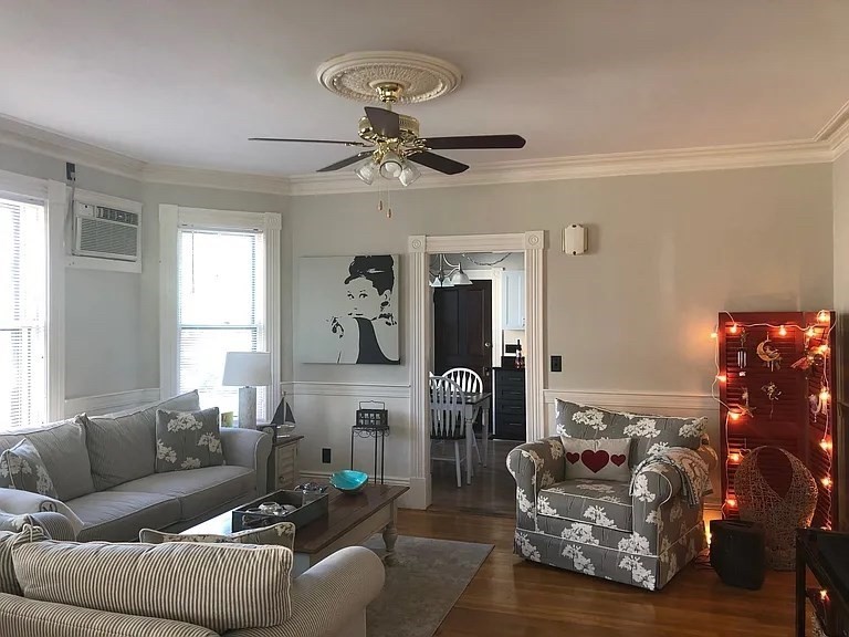 146 West Main Street 1