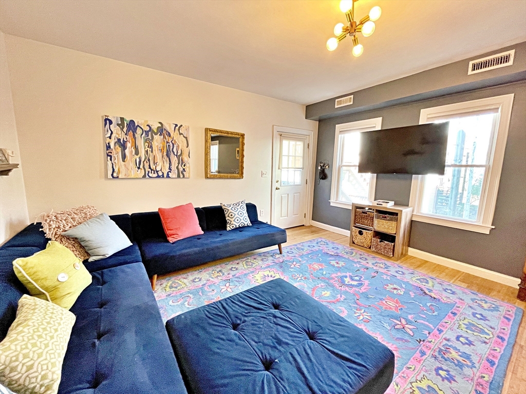 70 Webster St 2