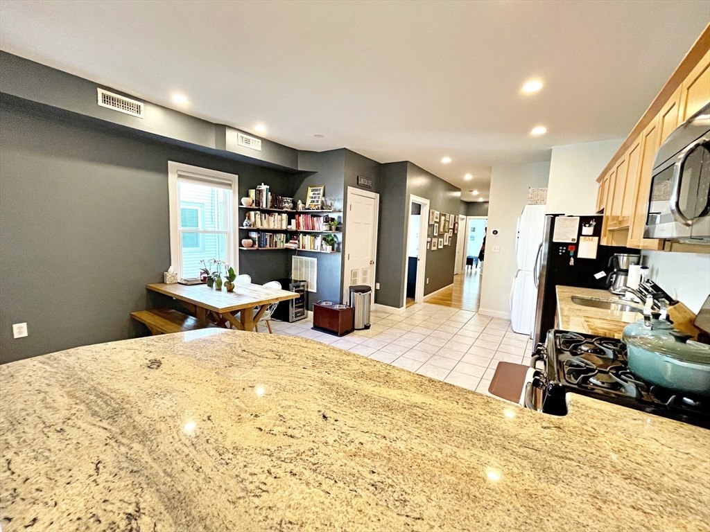 70 Webster St 2
