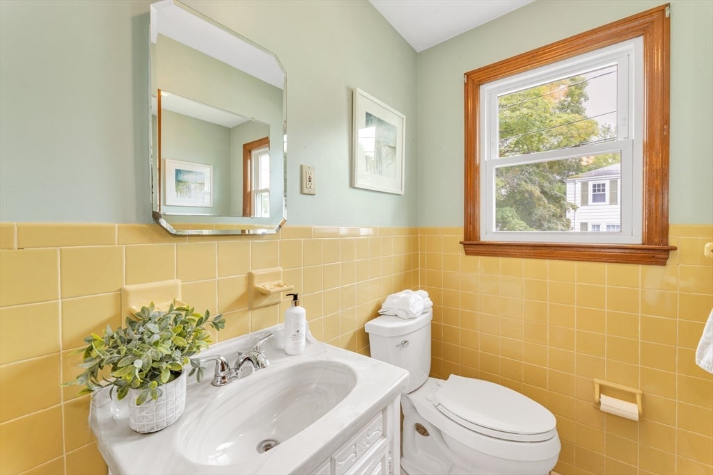 20 Paragon RD, Boston, MA, 20 Paragon RD, Boston, MA Photo #26
