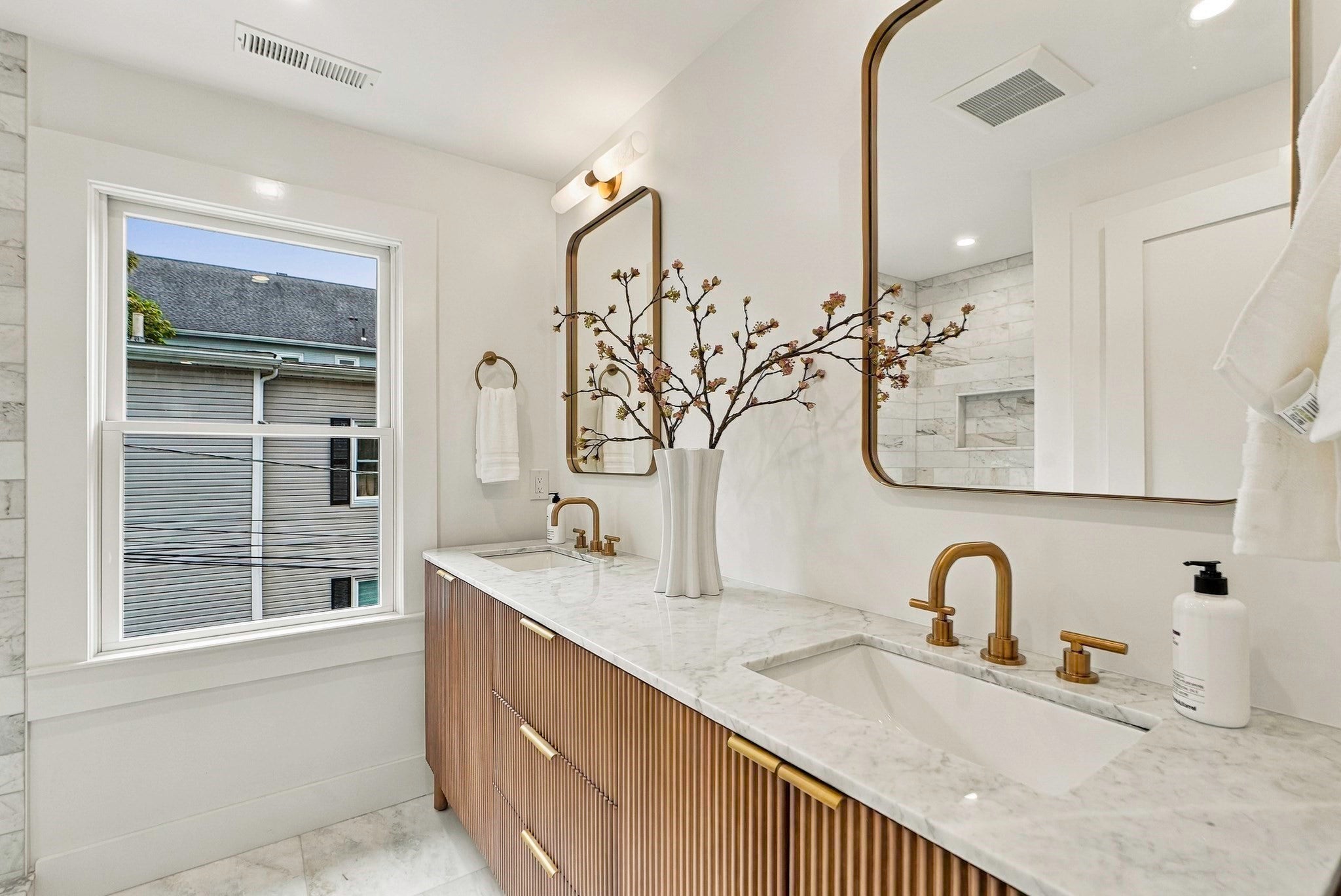 641 Chestnut Hill Avenue, Brookline, MA Photo #17