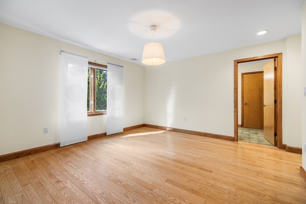 14 Hillside Ave, Southborough, MA Photo #15