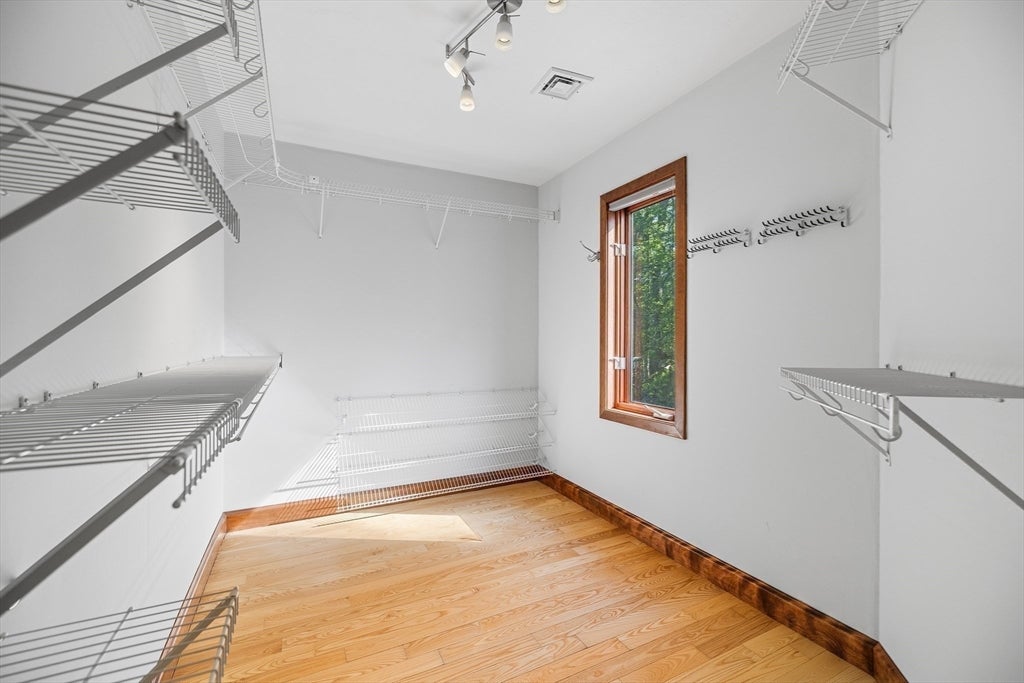 14 Hillside Ave, Southborough, MA Photo #20