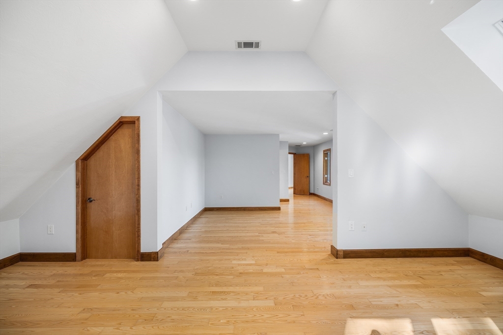14 Hillside Ave, Southborough, MA Photo #25