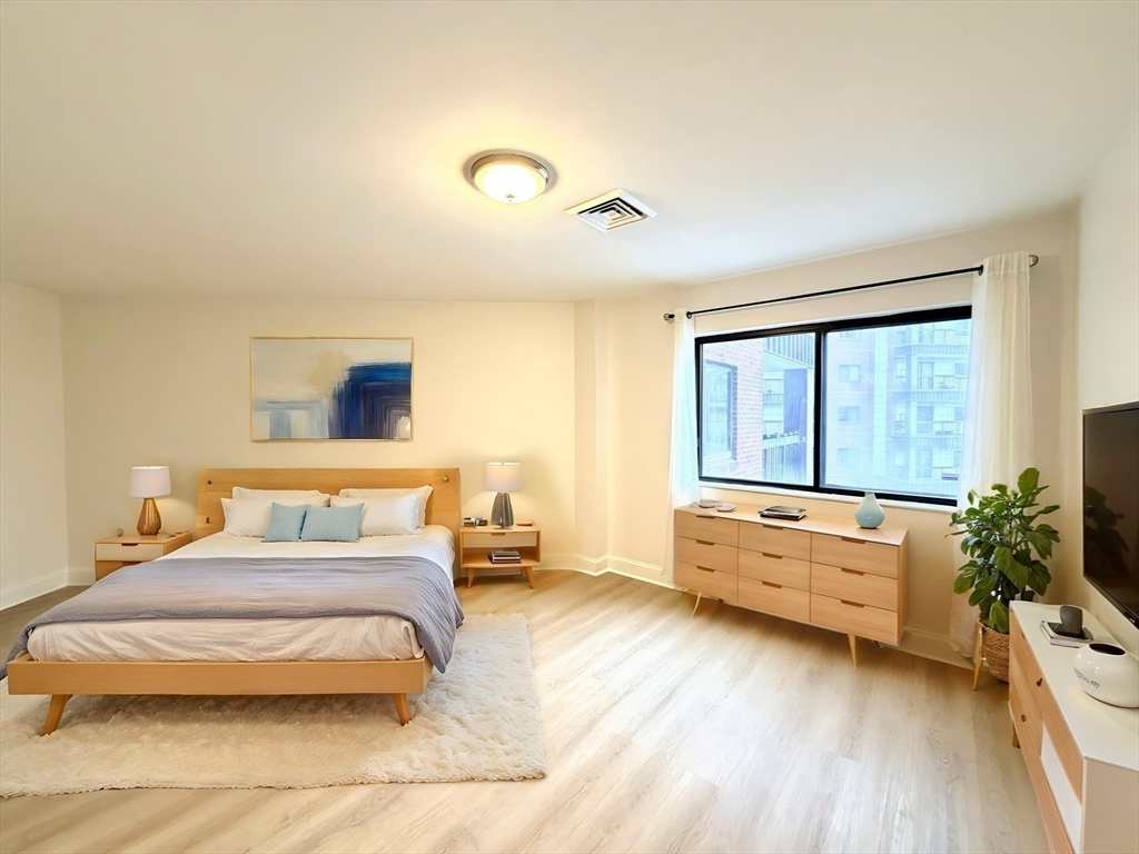 90 Quincy Shore Dr 302