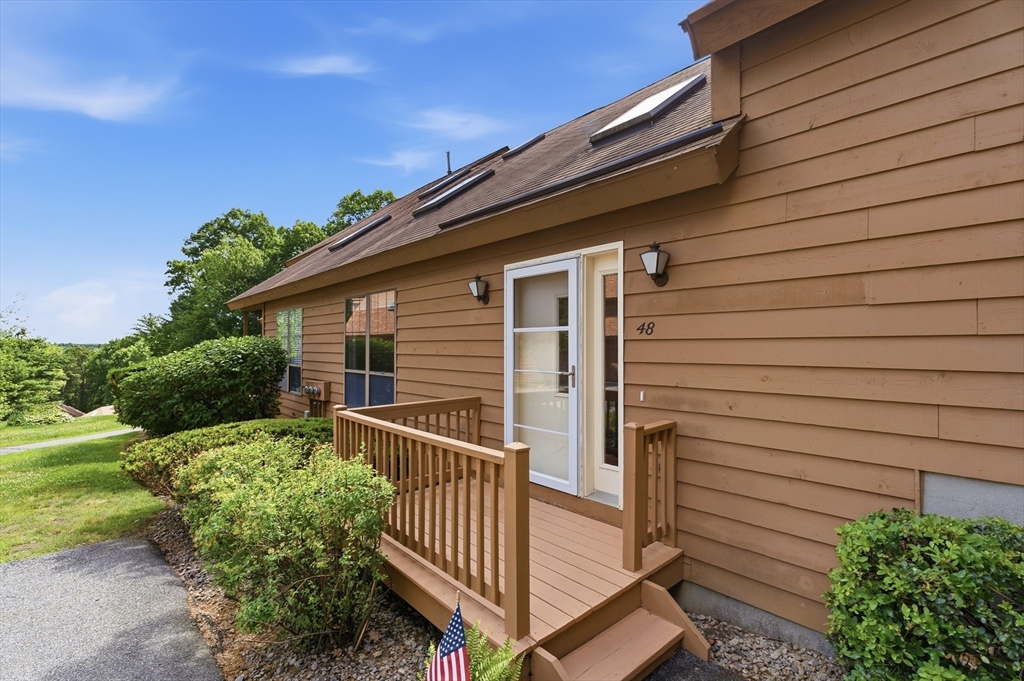 48 Perkins Ct 48