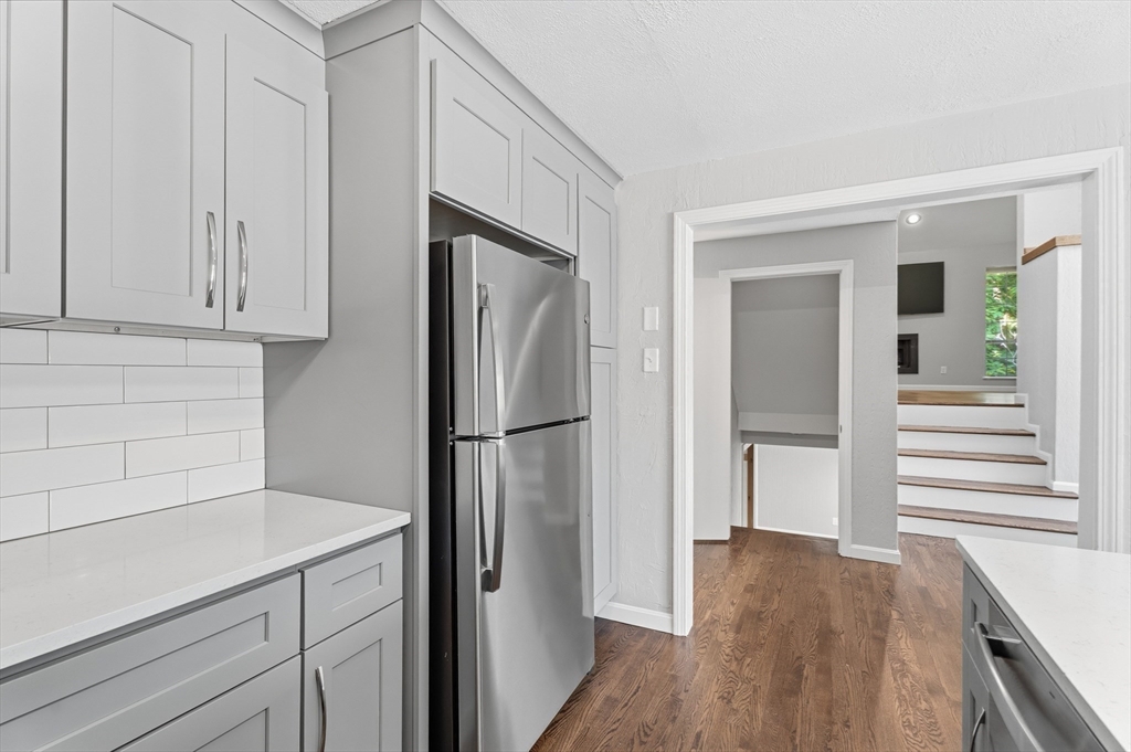 48 Perkins Ct 48