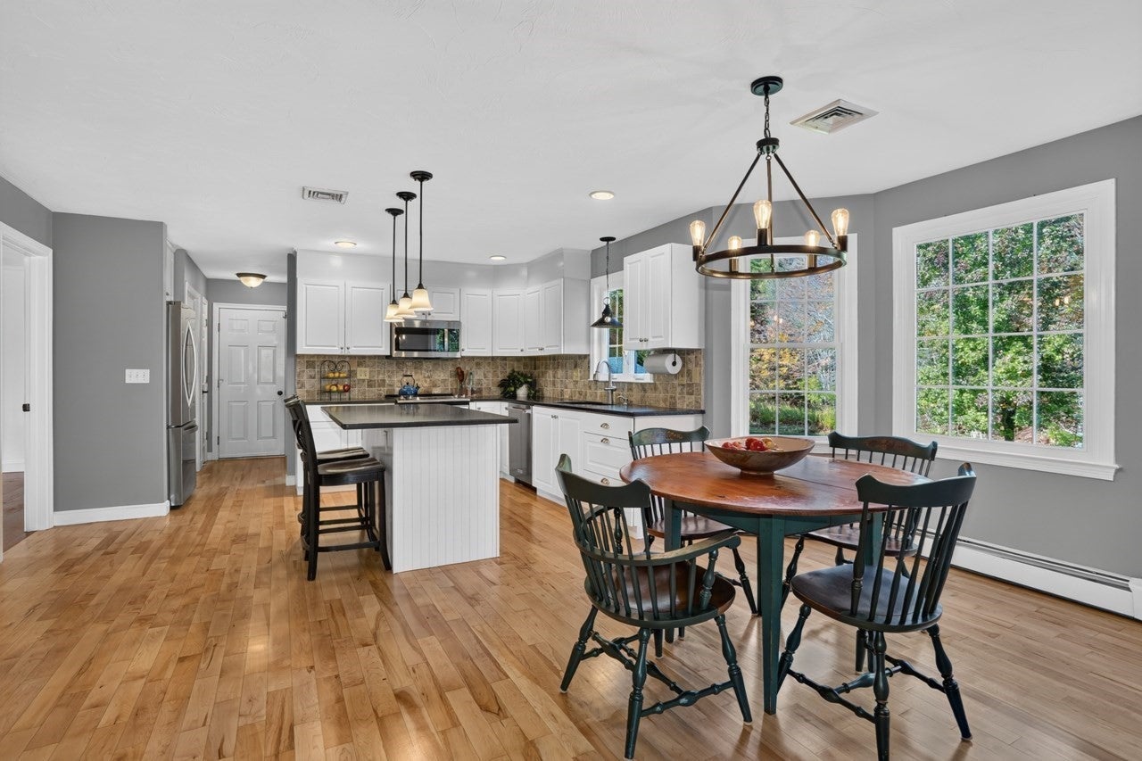 6 Beaver Brook Dr, Holliston, MA, 6 Beaver Brook Dr, Holliston, MA Photo #8