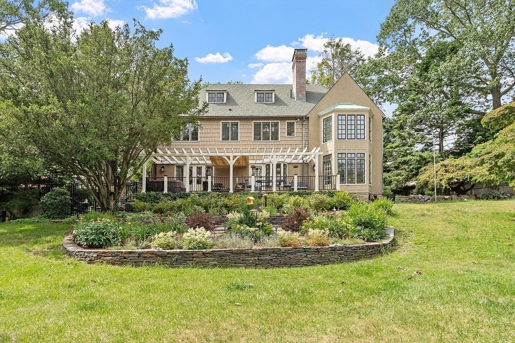 455 Puritan Rd