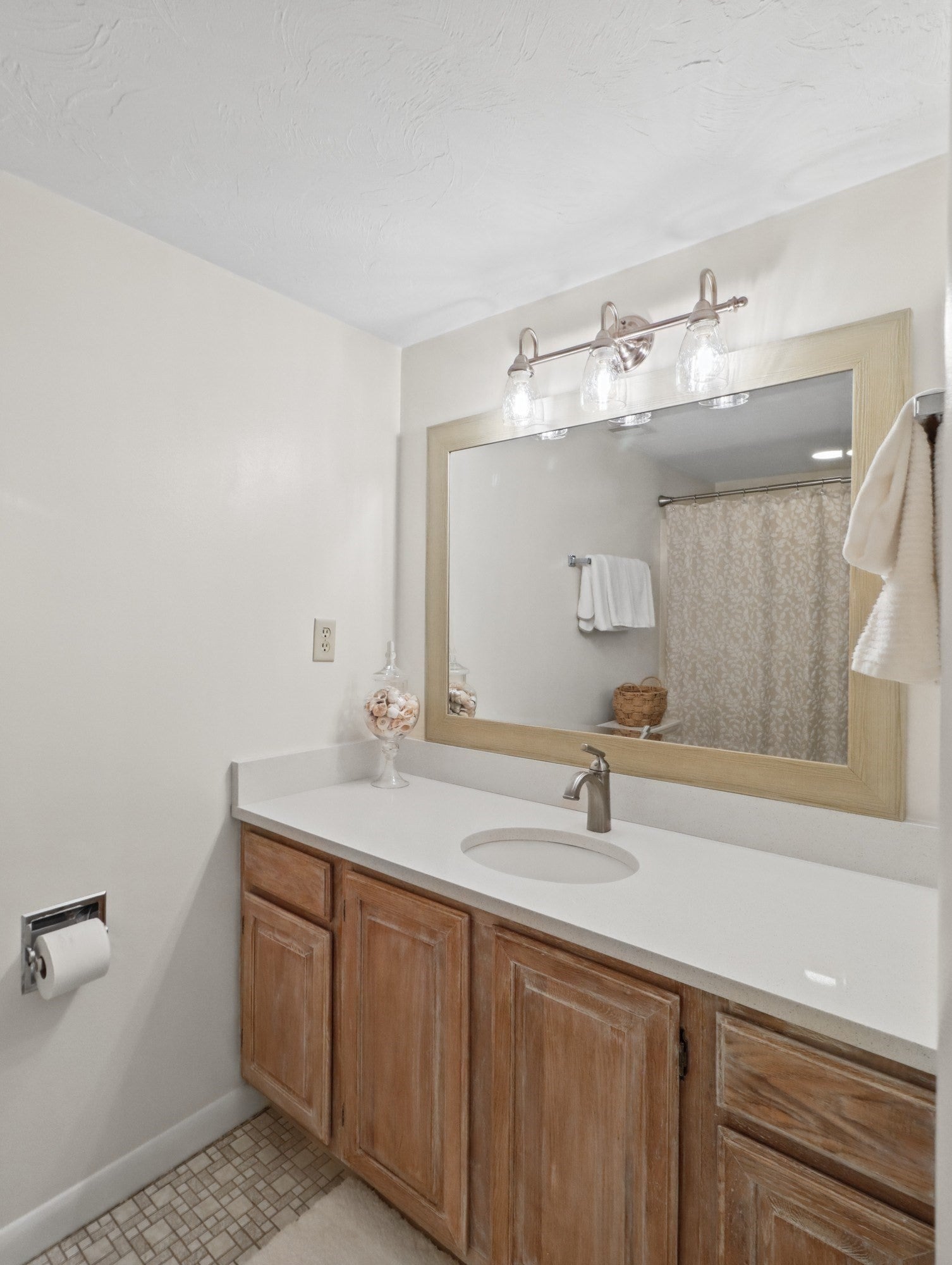 116 Tall Oaks Drive #M, Weymouth, MA, 116 Tall Oaks Drive #M, Weymouth, MA Photo #26