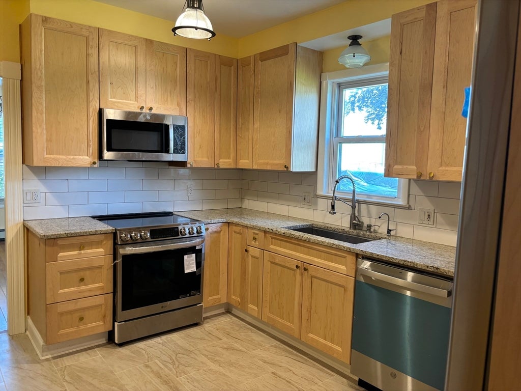 23 Webber St #23, Lowell, MA, 23 Webber St #23, Lowell, MA Photo #6