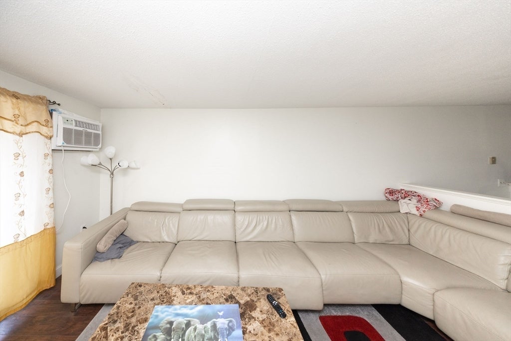 10 Wrentham Rd #102, Worcester, MA, 10 Wrentham Rd #102, Worcester, MA Photo #34