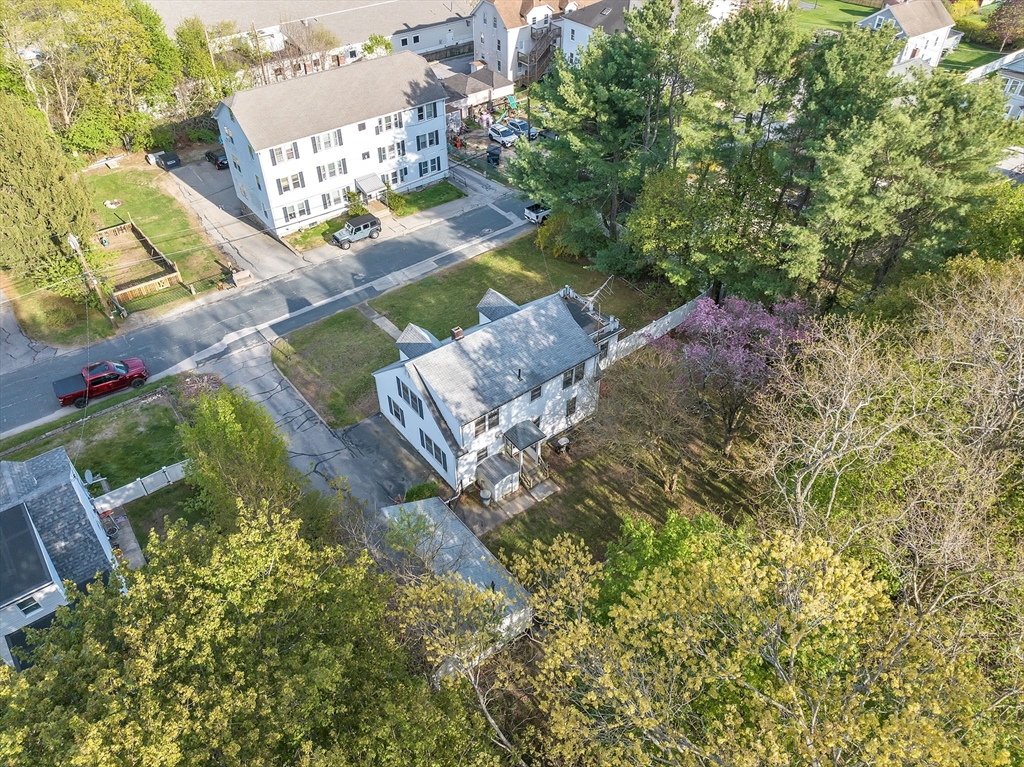 22 Williams St