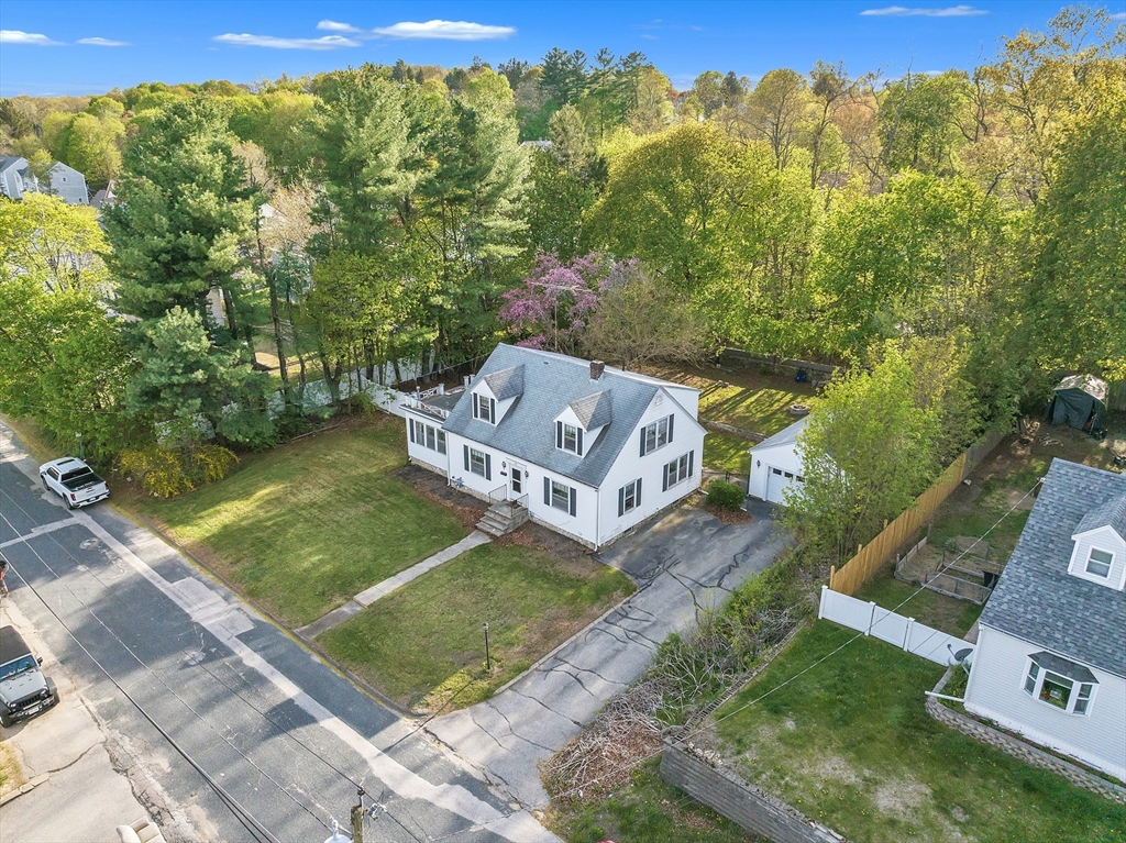 22 Williams St