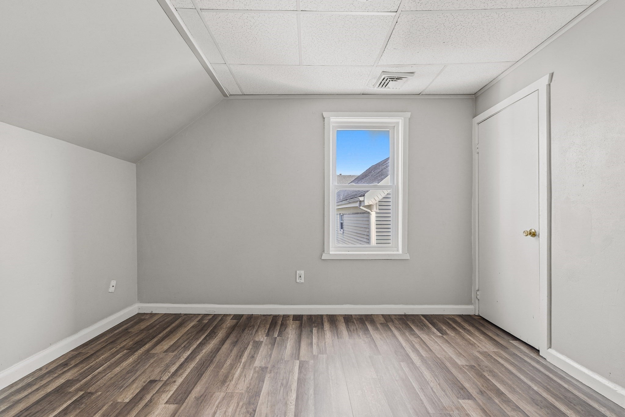908 Plymouth Ave, Fall River, MA, 908 Plymouth Ave, Fall River, MA Photo #13
