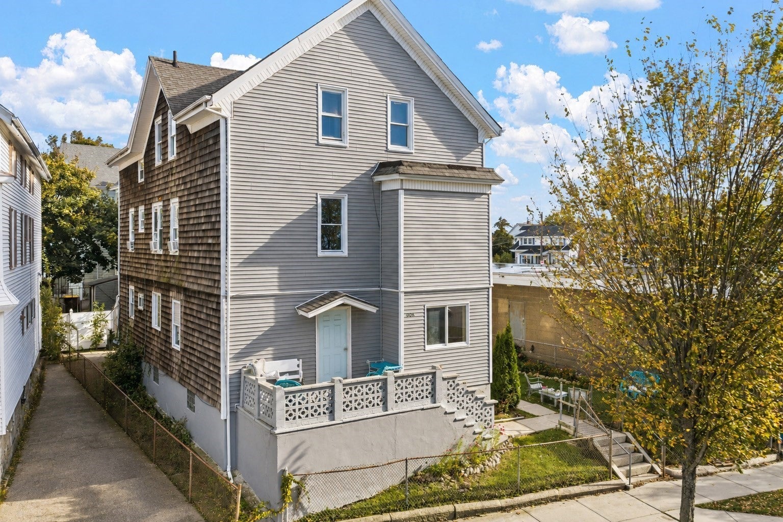 908 Plymouth Ave, Fall River, MA, 908 Plymouth Ave, Fall River, MA Photo #1