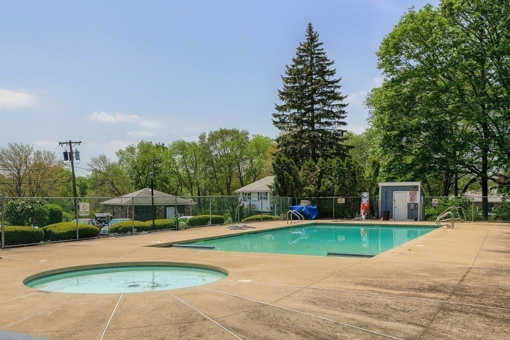 8 Walker Road #1, North Andover, MA, 8 Walker Road #1, North Andover, MA Photo #11