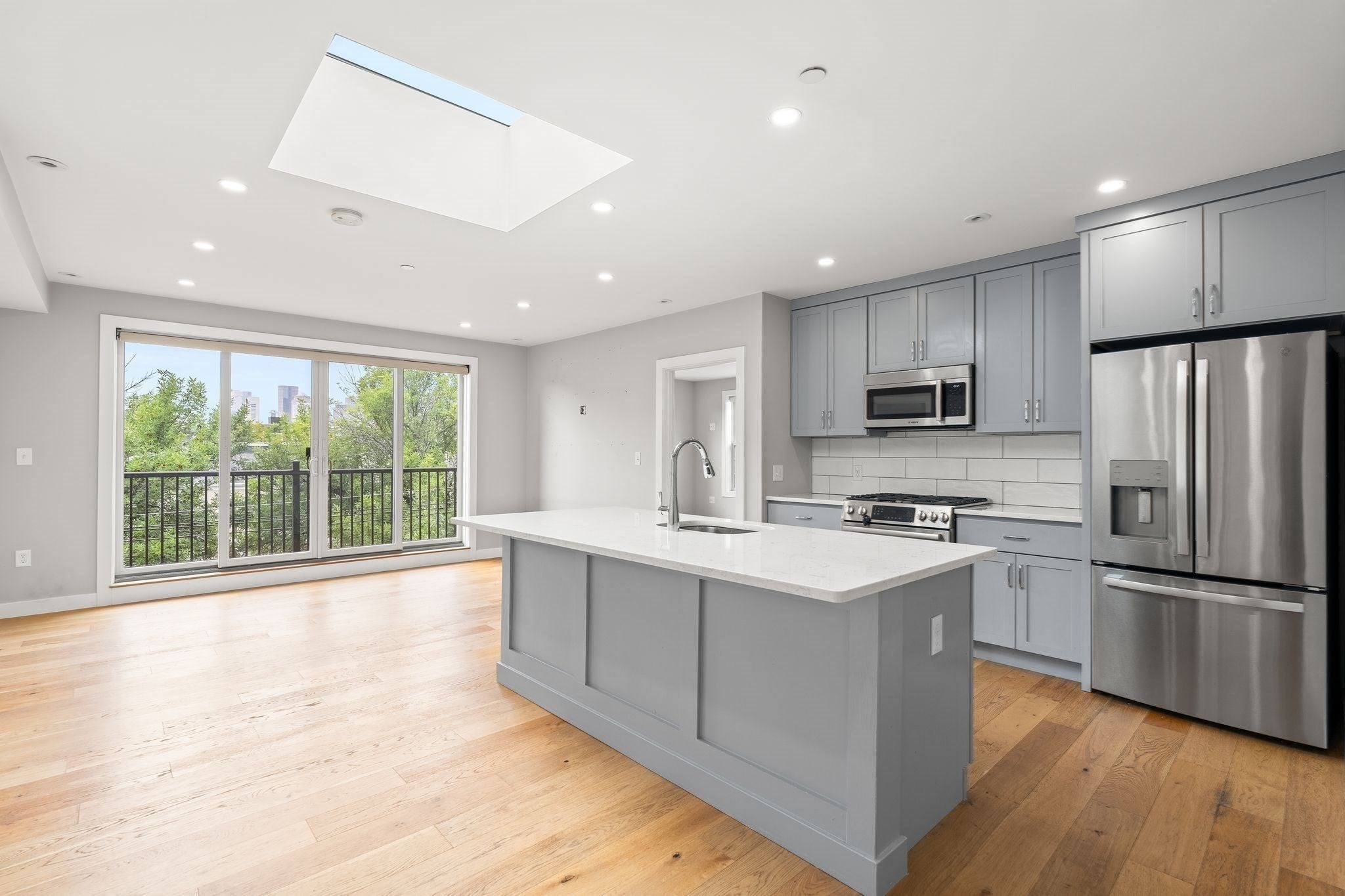 10-16 Everett St #402, Boston, MA, 10-16 Everett St #402, Boston, MA Photo #14