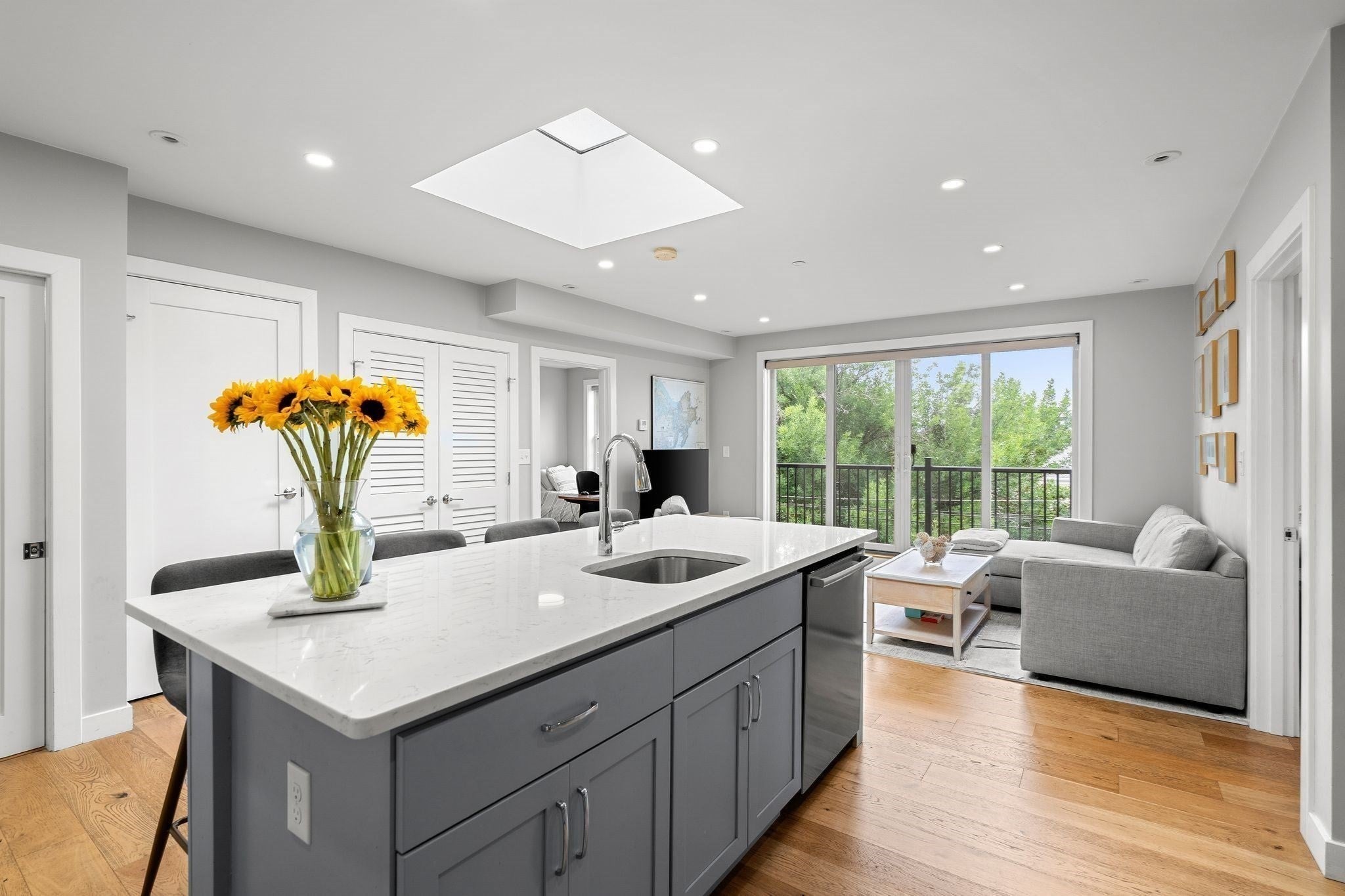 10-16 Everett St #402, Boston, MA, 10-16 Everett St #402, Boston, MA Photo #8