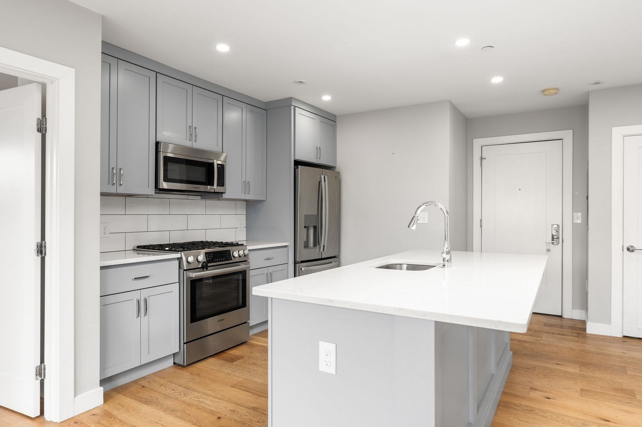 10-16 Everett St #402, Boston, MA, 10-16 Everett St #402, Boston, MA Photo #6