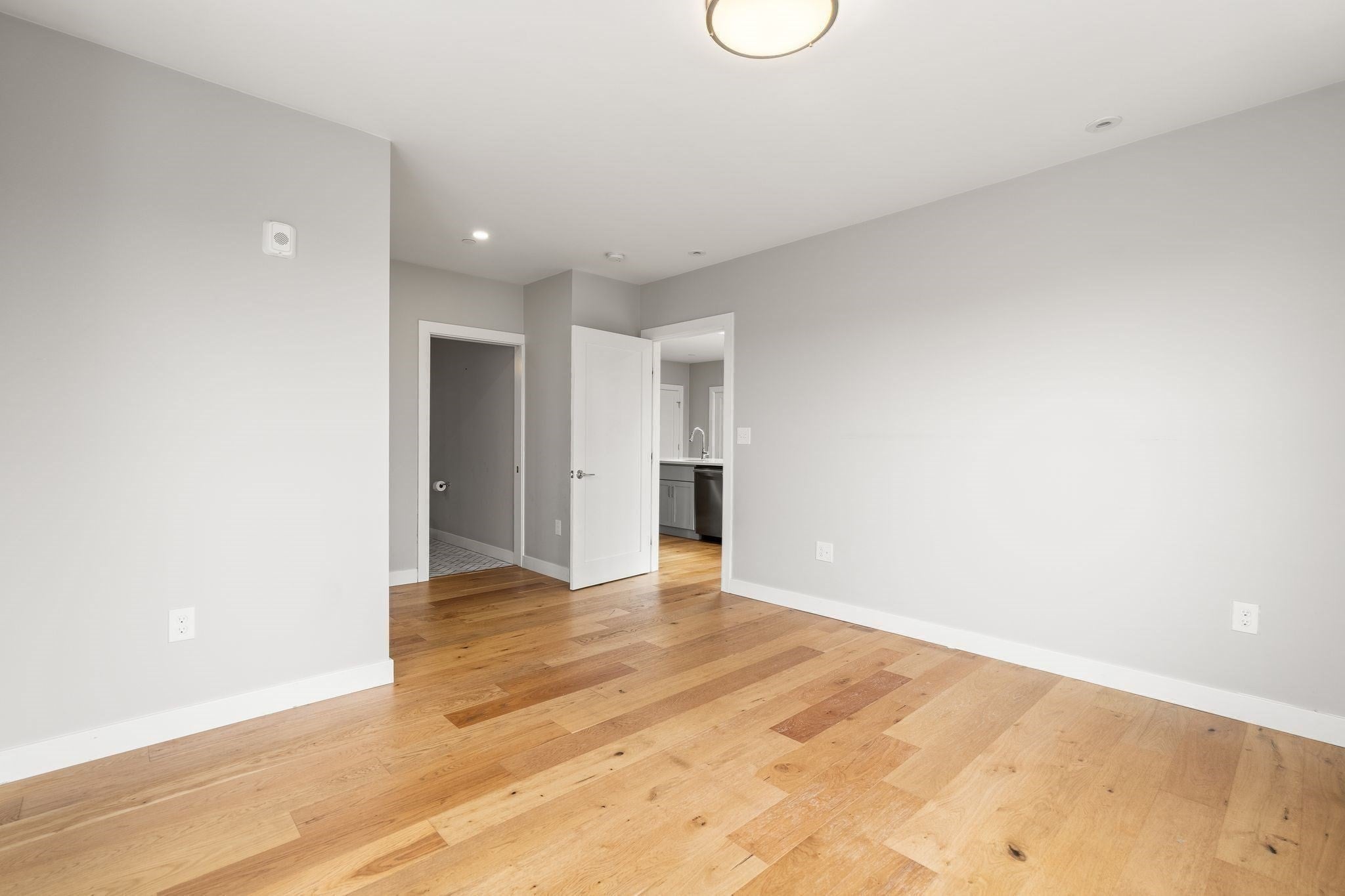 10-16 Everett St #402, Boston, MA, 10-16 Everett St #402, Boston, MA Photo #22