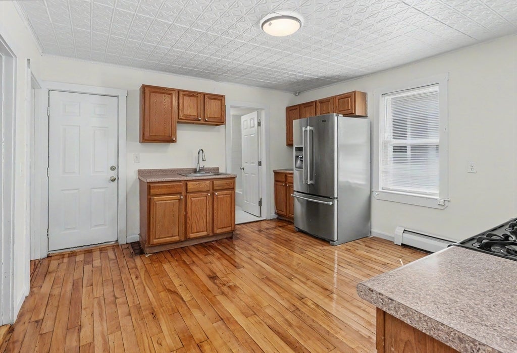 13 Woodland St