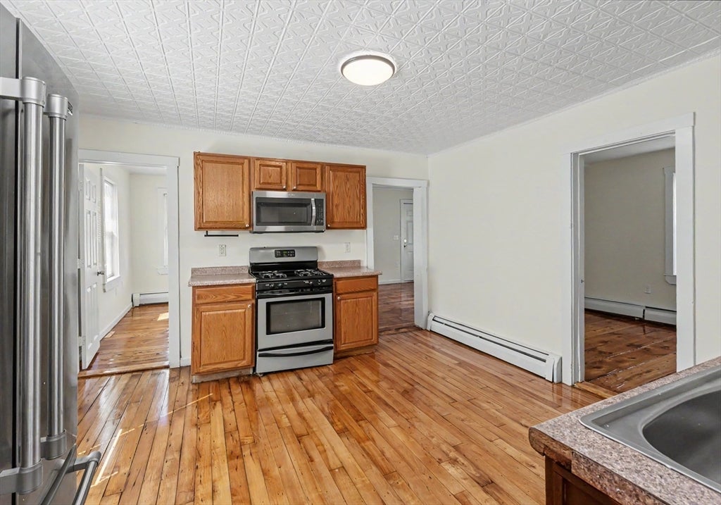 13 Woodland St