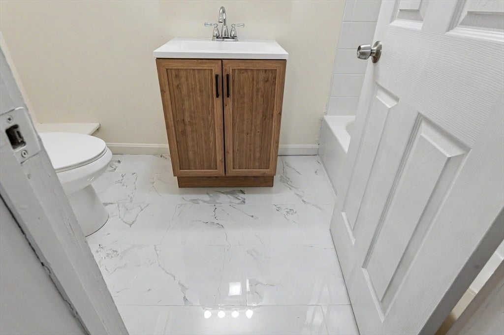 13 Woodland St, Lawrence, MA, 13 Woodland St, Lawrence, MA Photo #8