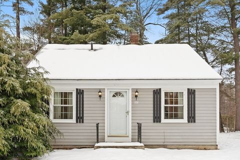 Photo of 558 Massachusetts Ave, Lunenburg, MA 01462 (MLS # 73466725)