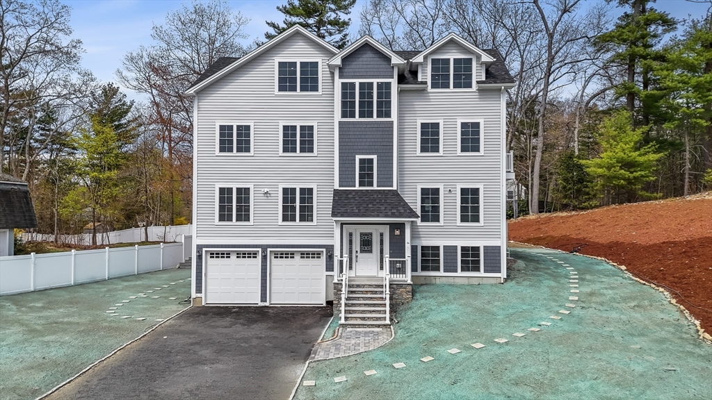 24 Marion St