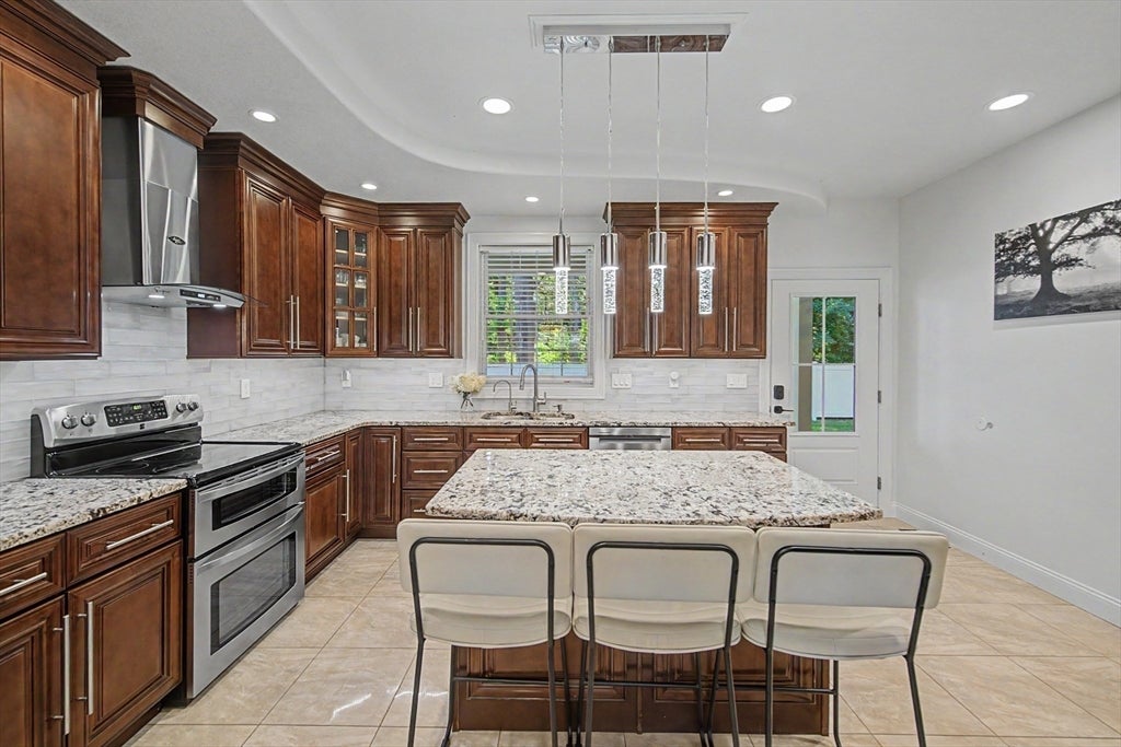 657 Silver St, Agawam, MA, 657 Silver St, Agawam, MA Photo #4