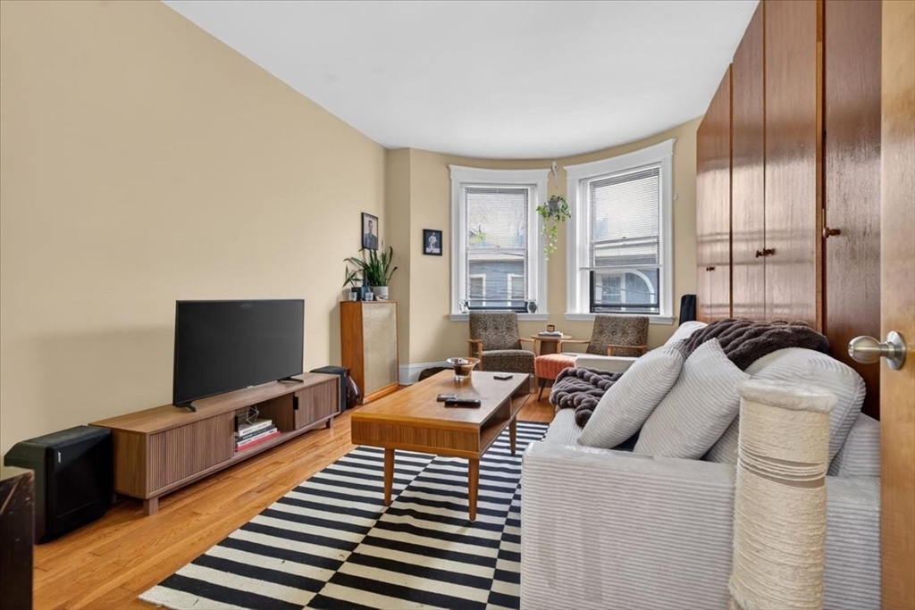 19 Royal St 6