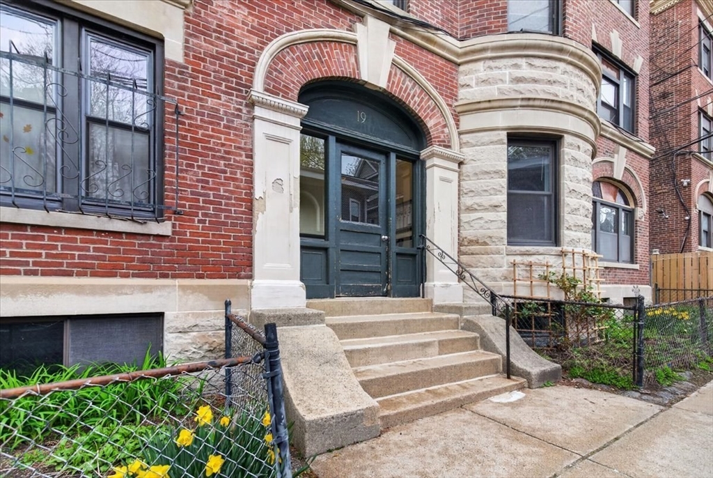 19 Royal St 6