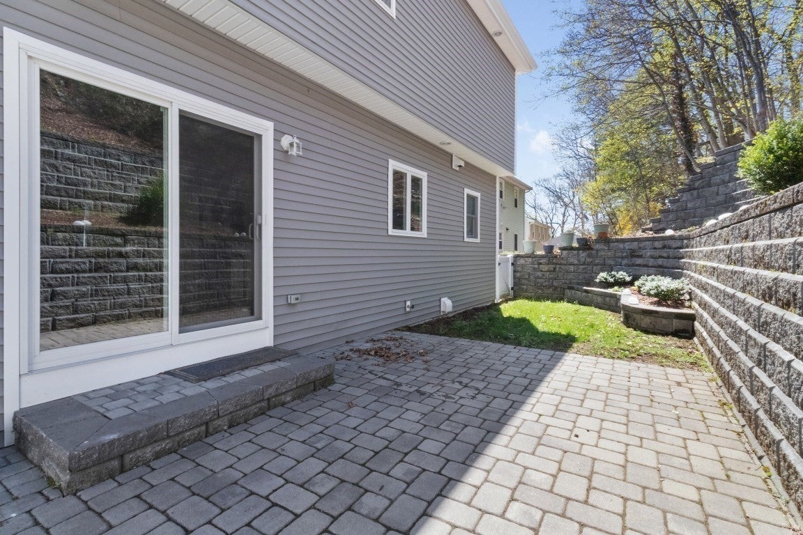 20 College Farm Rd, Waltham, MA, 20 College Farm Rd, Waltham, MA Photo #25