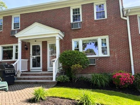 40 Lake Street I Winchester MA 01890