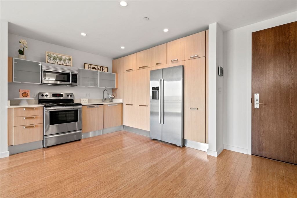 691 Massachusetts Ave 502