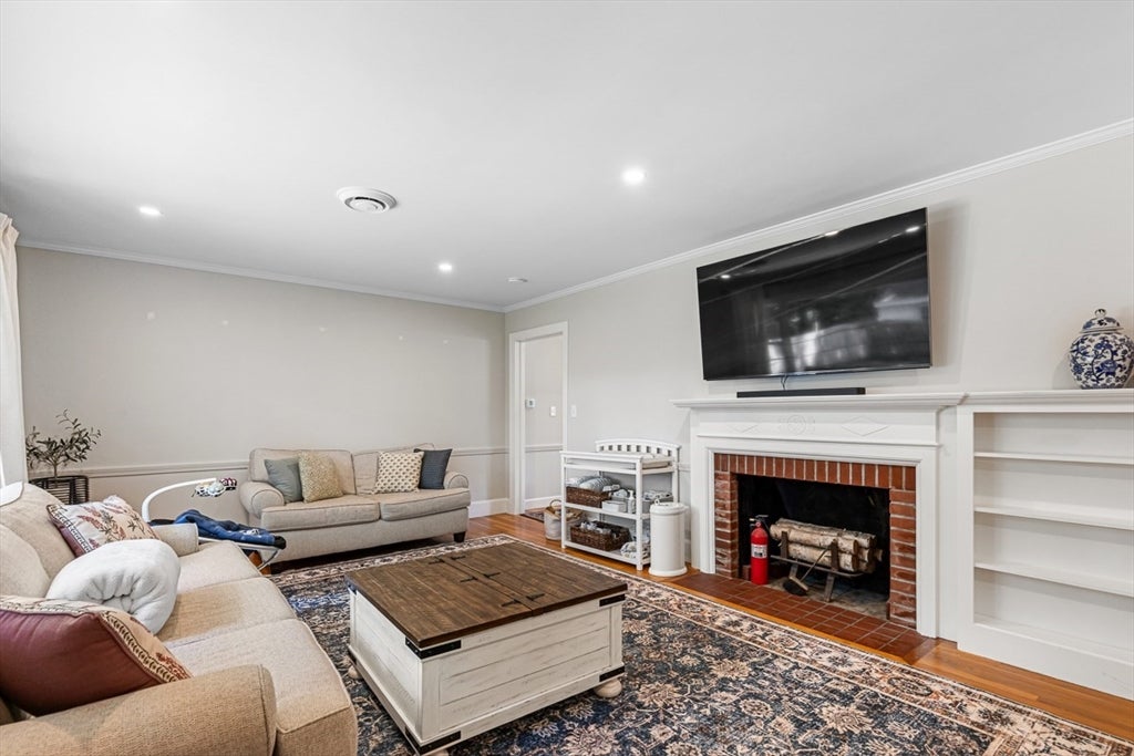 355 Pearse Rd, Swansea, MA, 355 Pearse Rd, Swansea, MA Photo #8