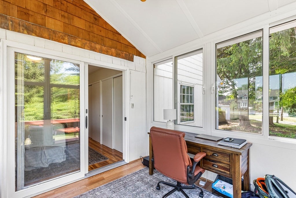 355 Pearse Rd, Swansea, MA, 355 Pearse Rd, Swansea, MA Photo #31