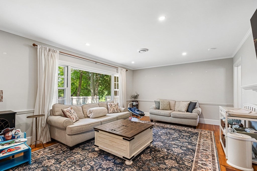 355 Pearse Rd, Swansea, MA, 355 Pearse Rd, Swansea, MA Photo #7