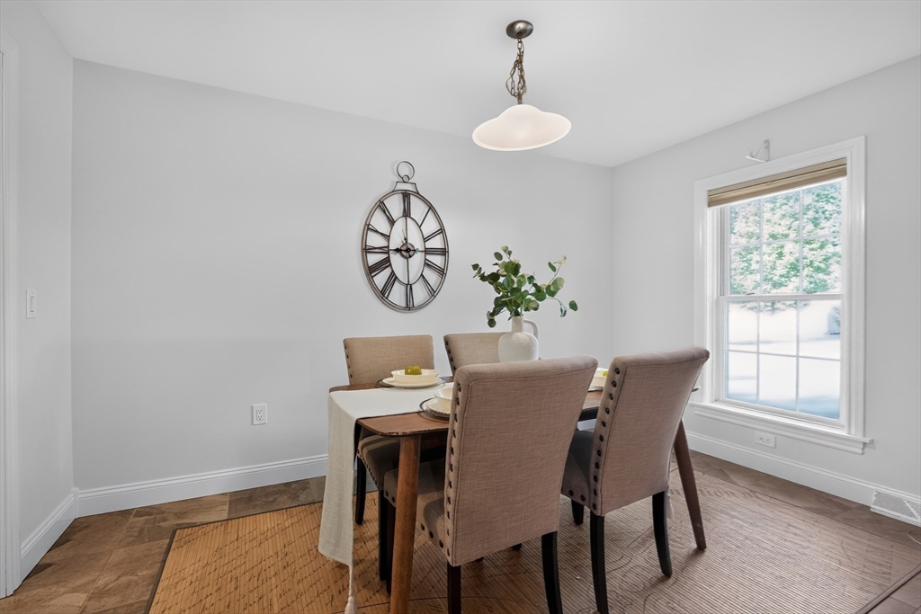 2 Leslie Court, Rockland, MA Photo #20