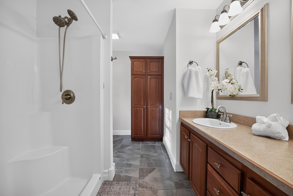 2 Leslie Court, Rockland, MA Photo #26